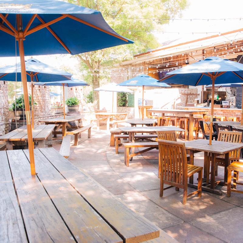 bay street biergarten