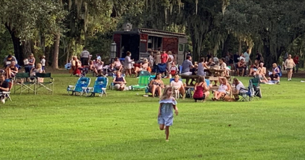 live under the oaks