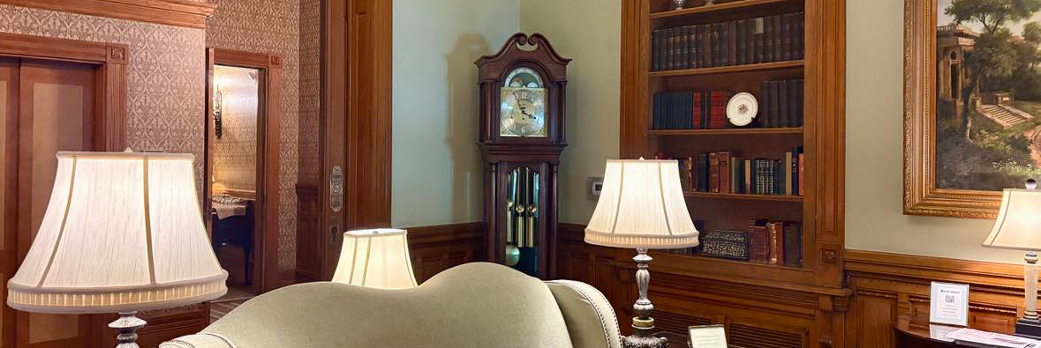 clock at mansion